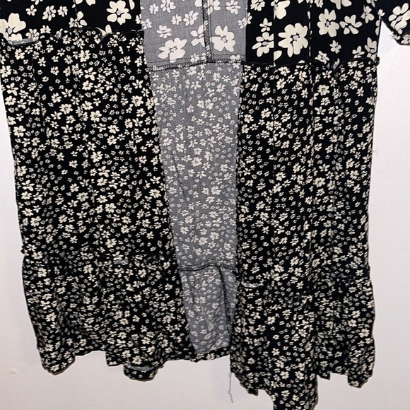 🌹Maurices Floral Kimono Cardigan - Picture 3 of 6